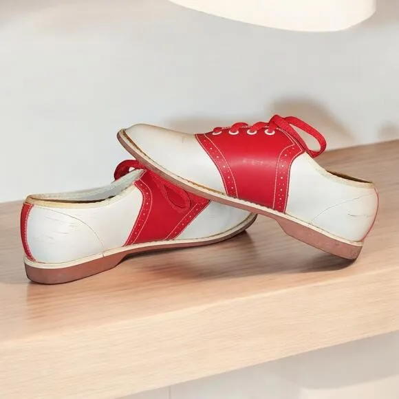 Vintage 80s Red &amp; White Saddle Shoes – Women’s Size 8M – Made in Taiwan R.O.C.