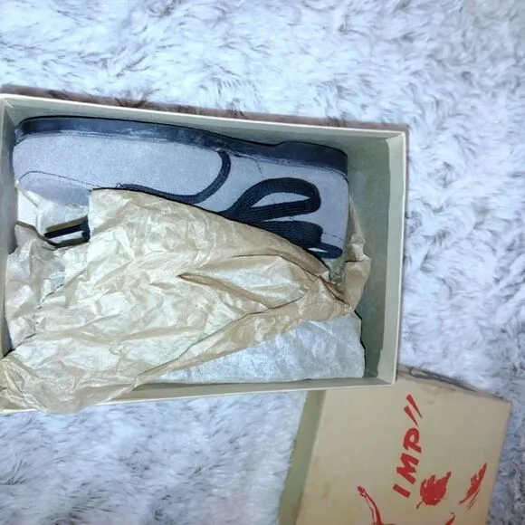Vintage baby shoes , in original packaging, never used