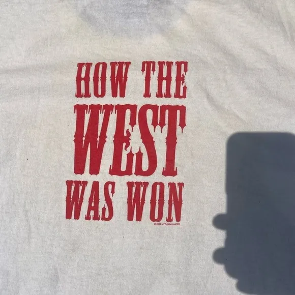 Vintage Distressed 2003 Led Zeppelin “How The West Was Won” Graphic T-Shirt