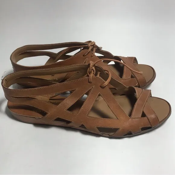Vintage East Fifth Brown Low Wedge Gladiator Strappy Sandals Siz 7 1/2