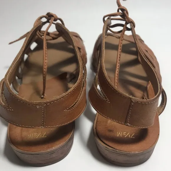 Vintage East Fifth Brown Low Wedge Gladiator Strappy Sandals Siz 7 1/2