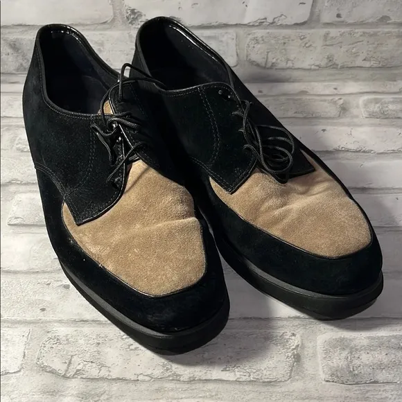 Vintage Hush Puppies Men's Black and Tan Dress Shoes 10W