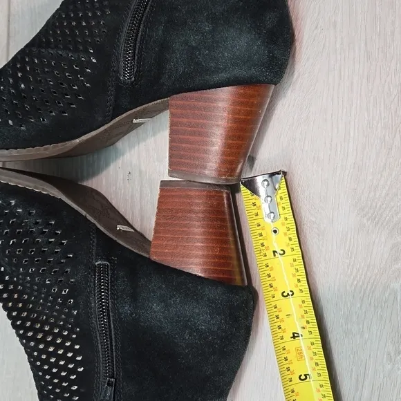 Vionic Women Chryssa Ankle Leather Heels Open Toe shoes sz 8