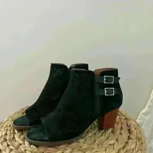 Vionic womens Aloft Chryssa Black suede booties fall preppy sexy open toe