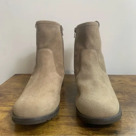 Walking Cradles Womens Kimber Taupe Suede Block Heel Booties Ankle Boots Shoes