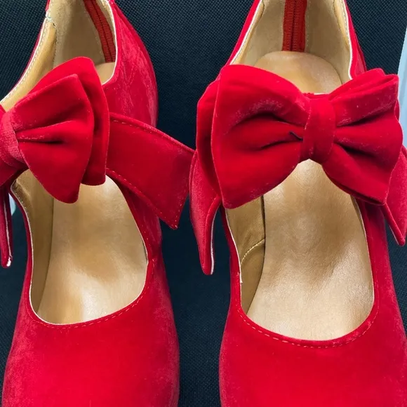 Women Sexy Red Heels Shoe With Bow
