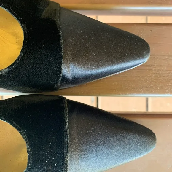 Yves Saint Laurent Black Satin Velvet Pumps-Women’s Size 7.5-3 1/2 in. Heel