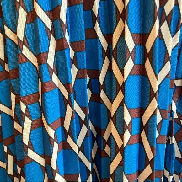 ZARA Blue Burgundy Geometric Print Pleated Asymmetrical Satin Midi Skirt