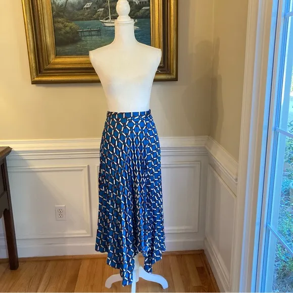 ZARA Blue Burgundy Geometric Print Pleated Asymmetrical Satin Midi Skirt