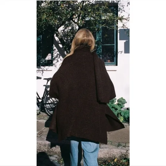 ZARA  Coat Cape with Scarf Brown size S and M