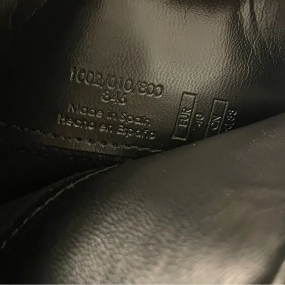 ZARA GENUINE LEATHER KNEE HIGH BOOTS Size 40 ( US 9)