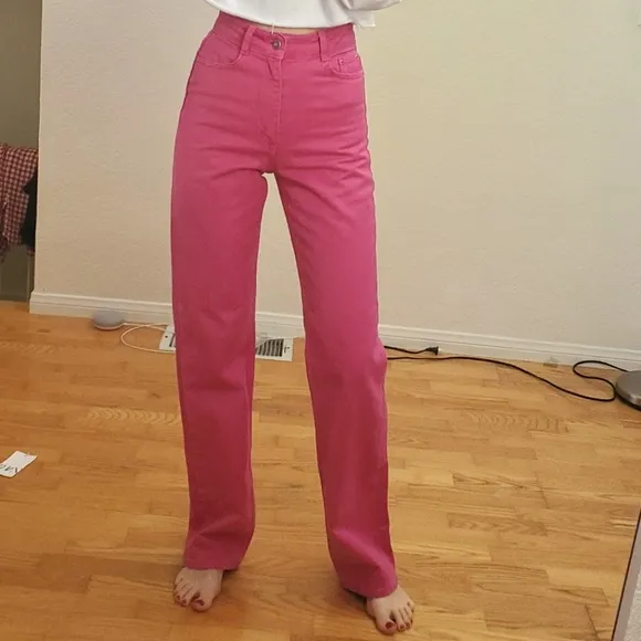 Zara  jeans in rose hot pink blogger style viral tiktok jeans Size 2/34