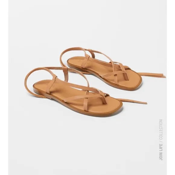 ZARA KIDS/ STRAPPY LEATHER SANDALS