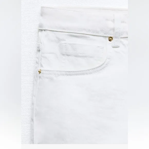 Zara NWT white denim jean shorts with gold button detail hardware