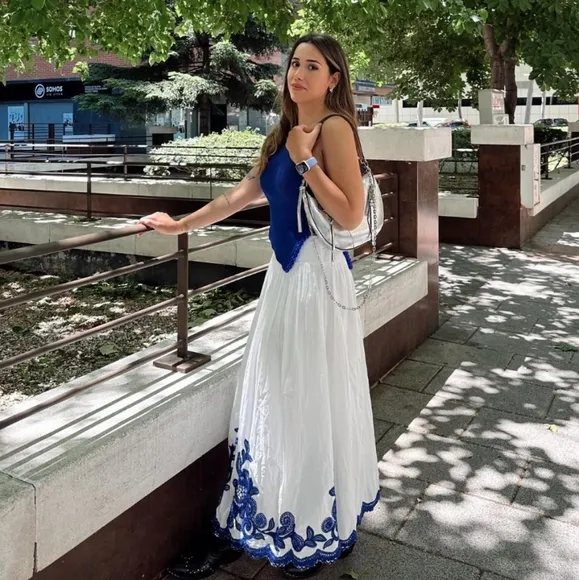 ZARA  Skirt White and Blue Size XS and S